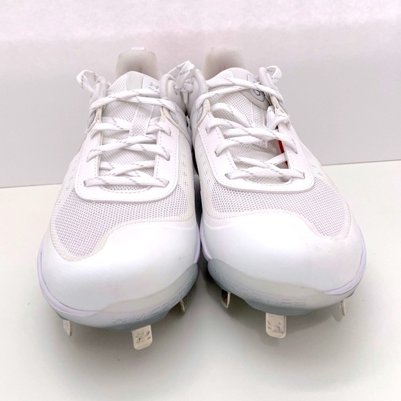 Under Armour Mircotips Cleets White - NWOT Women’s Size 8.5 - Picture 3 of 9